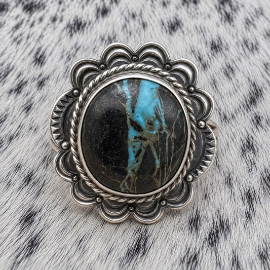 Sierra Nevada Turquoise Ring — closeup