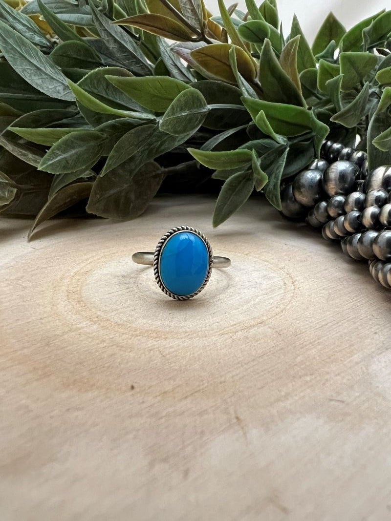Turquoise classic oval ring in sterling silver