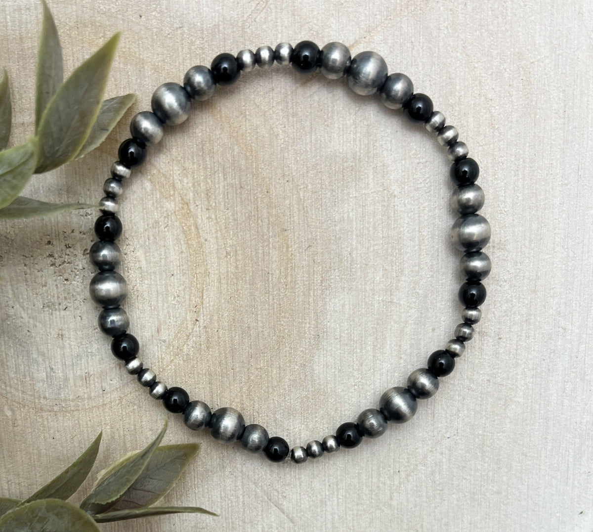 Desert Pearls & Onyx Graduated Stretch Bracelet - Sunset Turquoise Mountain