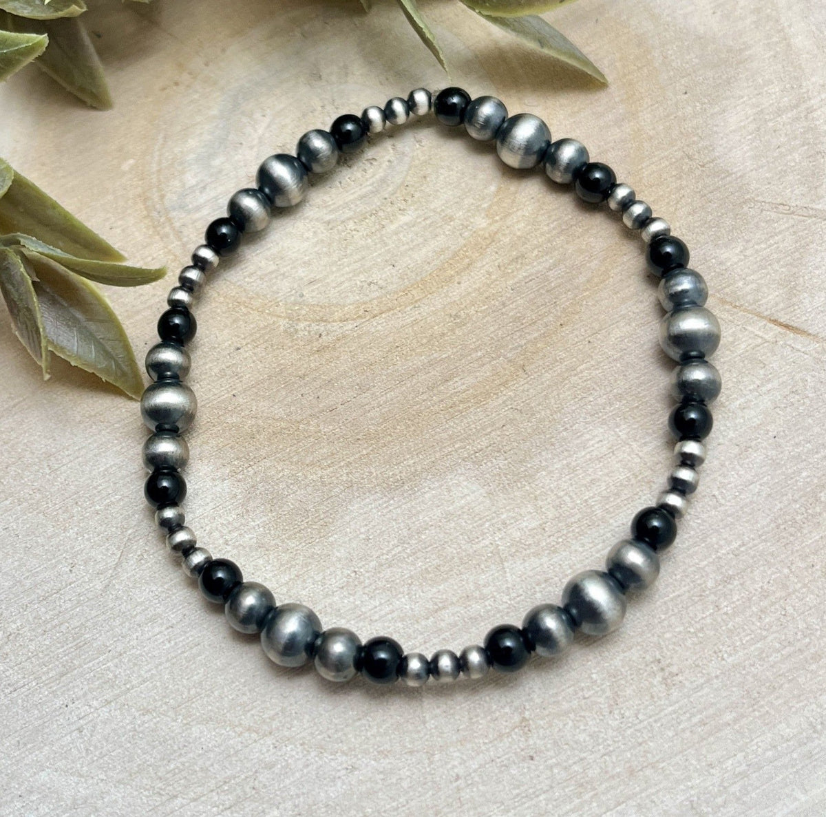 Desert Pearls & Onyx Graduated Stretch Bracelet - Sunset Turquoise Mountain