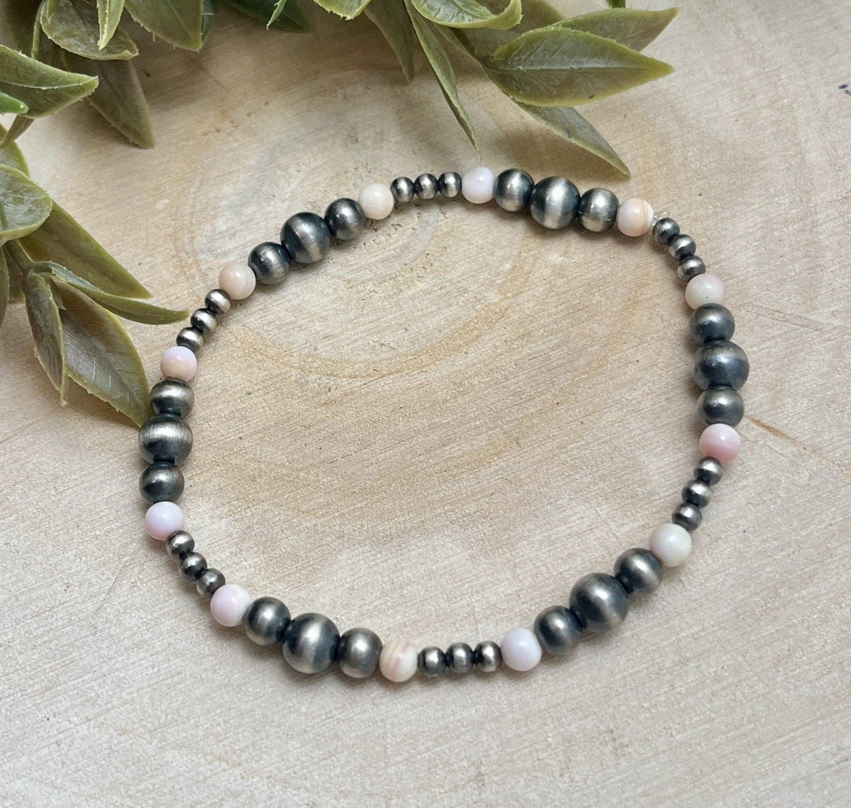 Desert Pearls & Pink Conch Graduated Stretch Bracelet - Sunset Turquoise Mountain
