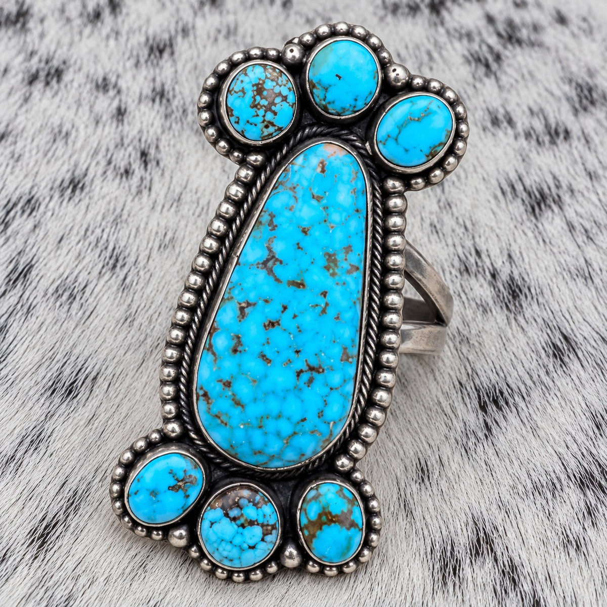Kingman Turquoise Cluster Adjustable Rings — closeup