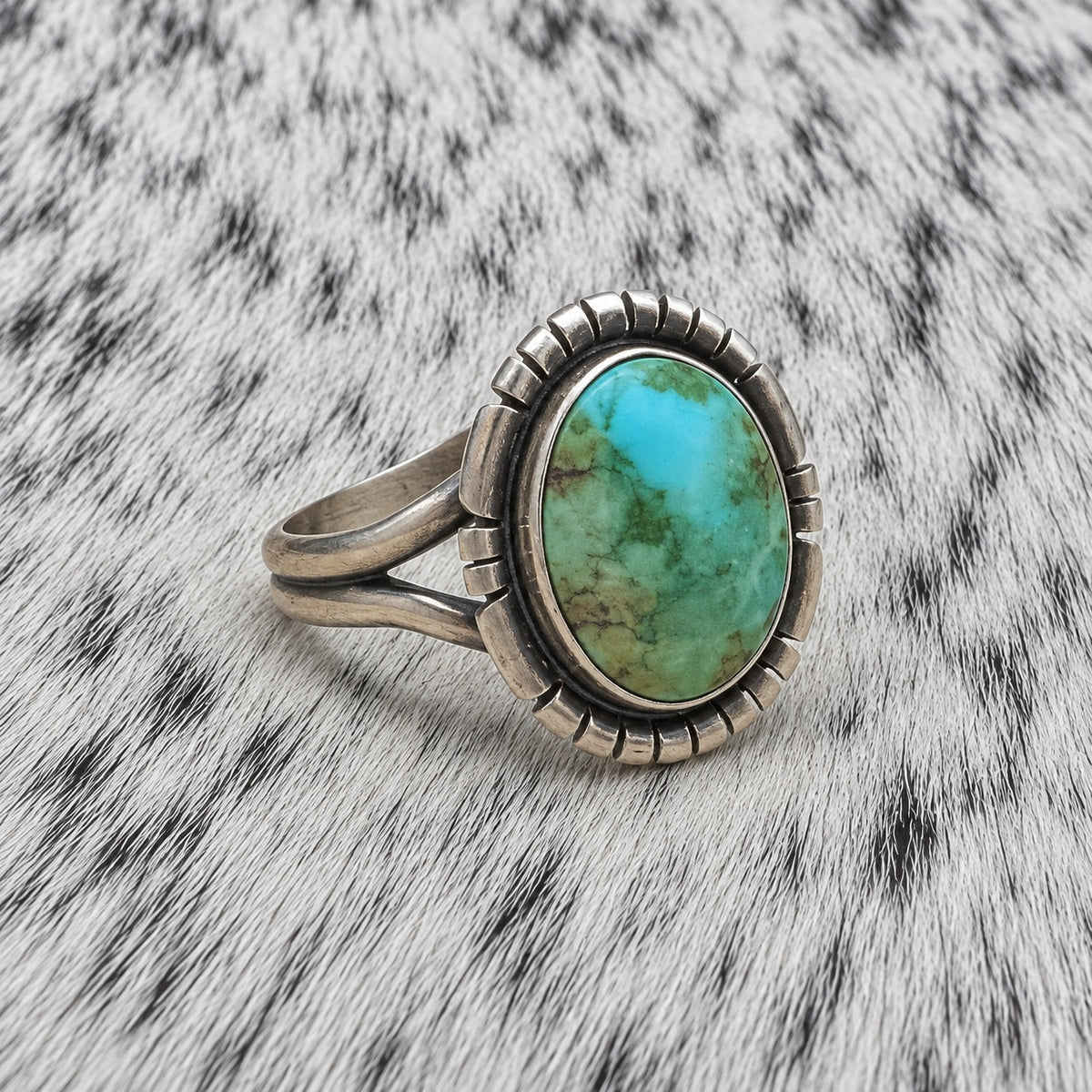 Sonoran Turquoise Oval Ring — angle