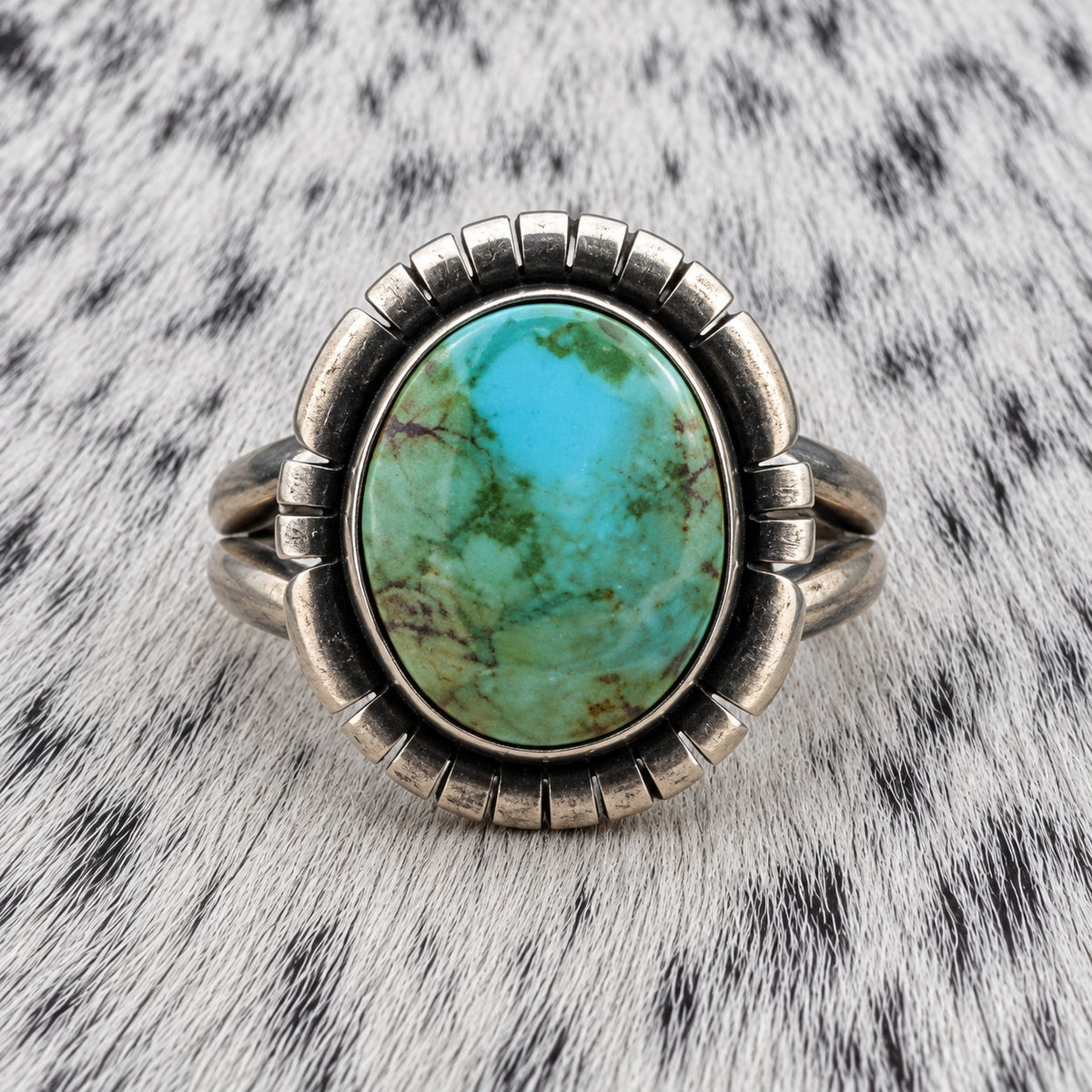 Sonoran Turquoise Oval Ring — closeup