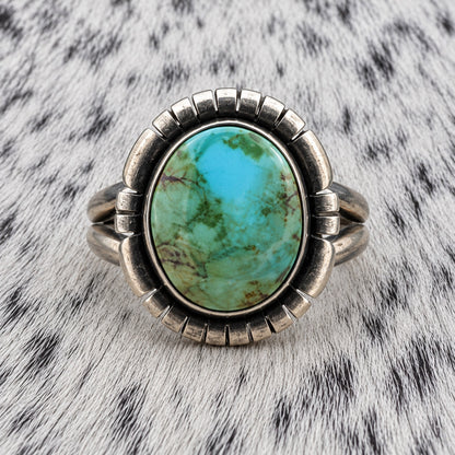 Sonoran Turquoise Oval Ring — closeup