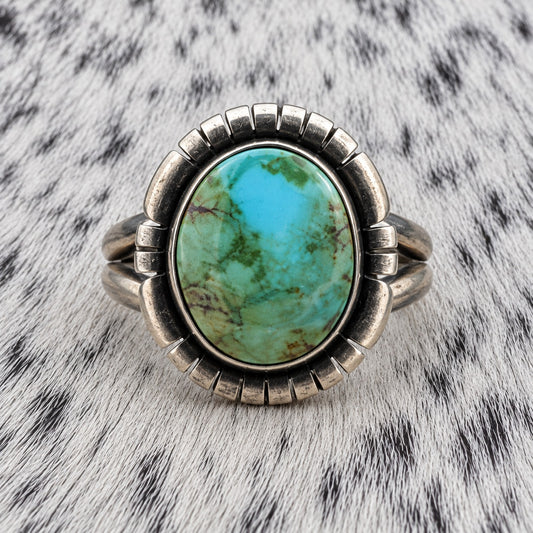 Sonoran Turquoise Oval Ring — closeup