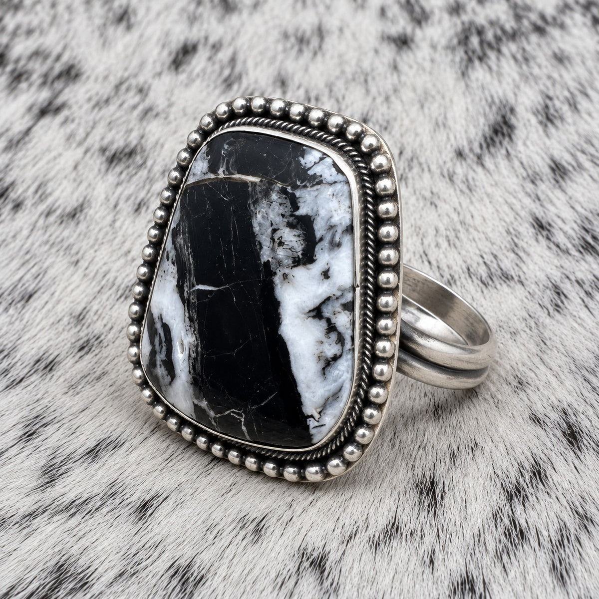 White Buffalo Adjustable Rings — ring 4, angle